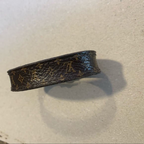 Louis Vuitton Leather Wrap/ NANO MONOGRAM BRACELET - Picture 2 of 5